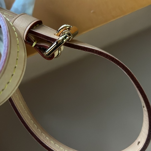 Louis Vuitton strap with box NWOT - Picture 9 of 9